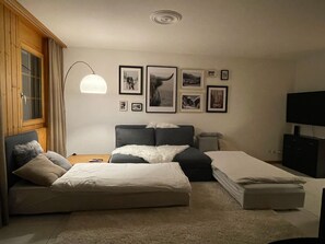1 Schlafzimmer, Internetzugang
