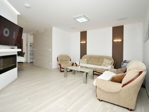 Téléviseur, foyer, lecteur de DVD