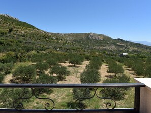 Property grounds - Villa Rimac in Kastel Stafilic mit Garten, Grill by Interhome (Kaštel Novi)