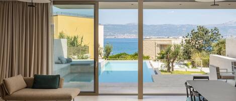 Et oppvarmet basseng