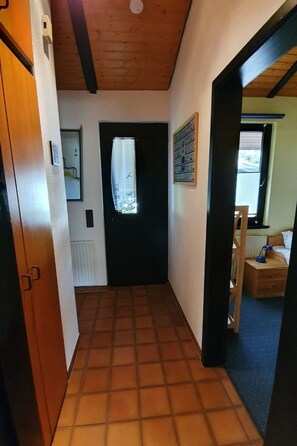 Interior - L3 Eingezäuntes Ferienhaus in Eckwarderhörne by Interhome (Burhave)