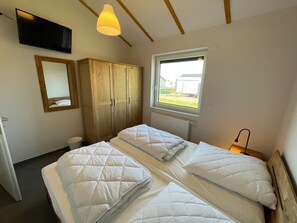 Internet - G11 Eingezäuntes Neubau-Haus in Eckwarderhörne by Interhome (Burhave)