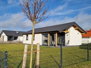 Exterior - G11 Eingezäuntes Neubau-Haus in Eckwarderhörne by Interhome (Burhave)