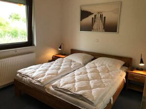 Room - E17 Ferienhaus mit Wintergarten und Terrasse by Interhome (Burhave)