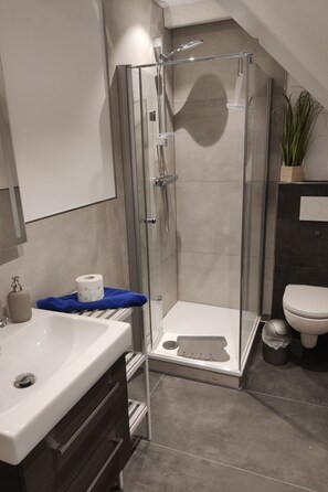 Bathroom - Gesamte Wohnung in Burhave by Interhome (Burhave)