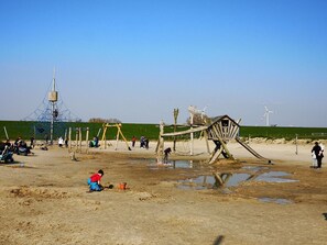 Children’s area - Lachmöwe by Interhome (Burhave)