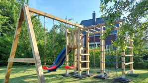 Children’s area - Kajüte in Fedderwardersiel by Interhome (Burhave)