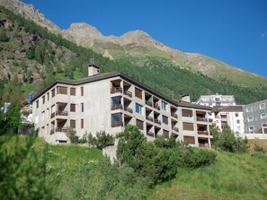 Exterior - Chesa Engiadina by Interhome (Pontresina)