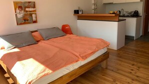 1 quarto, acesso à internet