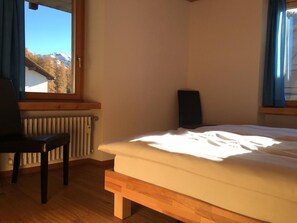 Room - Chesa Madragena by Interhome (Pontresina)