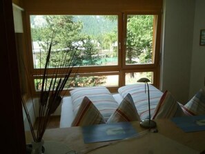 Internet - Chesa Tramèr by Interhome (Pontresina)