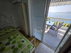Internet - Wohnung für 4 Personen, 150m vom Strand entfernt by Interhome (Novi Vinodolski)