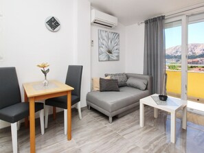 Living area - in Baška mit Eigenem Balkon by Interhome (Krk/Baška)
