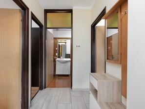 Interior - schöne Wohnung "Apartman Mira 1" mit Terrasse by Interhome (Krk/Punat)