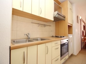 Fridge, oven, cookware/dishes/utensils - in Baška mit Eigenem Balkon by Interhome (Krk/Baška)