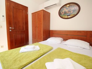 Internet - in Baška mit Eigenem Balkon by Interhome (Krk/Baška)