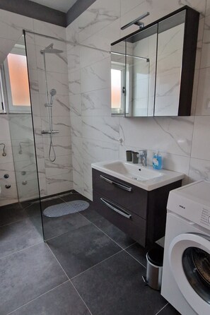 Towels - Madonna 1 by Interhome (Zadar)