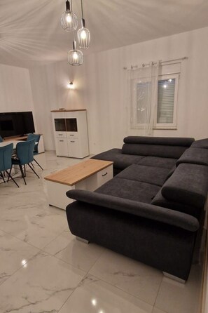 Fernseher