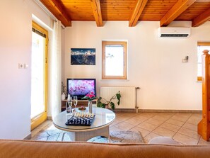 Interior - "Schmetterlingsplatz" by Interhome (Domzale)