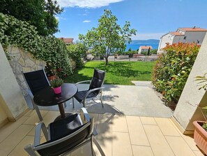 Outdoor dining - Wohnung für 2 Personen by Interhome (Novi Vinodolski)