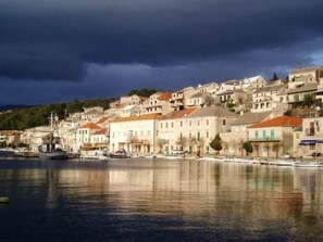 Marina - Hütte "Moj mir" mit Blick auf das Wasser by Interhome (Brač/Povlja)