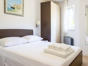 Internet - Geräumige Wohnung mit Meerblick vom Sonnenbalkon by Interhome (Brač/Postira)