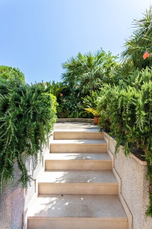 Property grounds - Große Ferienwohnung mit Pool, Garten und Terrasse by Interhome (Brač/Postira)