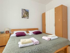 Internet - Große Wohnung in Split, Diokletianpalast-Nähe by Interhome (Dragovode)