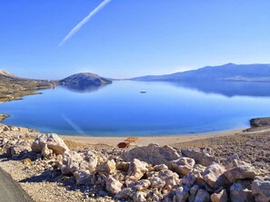 Beach - für 2 Personen  + 1 Kind ca. 40 m² in Zubovici, Adriaküste Kroatien (Kroat by Interhome (Pag/Zubovići)