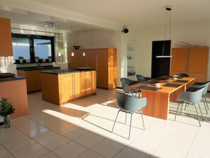 Dining - Großzügiges Haus mit traumhafter Gartenanlage by Interhome (Rodewald)
