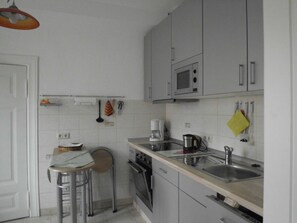 Fridge, microwave, oven, dishwasher - Apartment Rodd by Interhome (Bad Wilsnack)