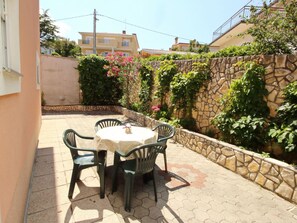 Outdoor dining - Apartment Radosna by Interhome (Krk/Šilo)