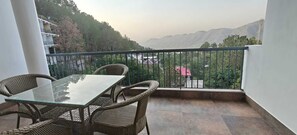 Luxury Suite | Balcony - The Royal Terrace (Kasauli)