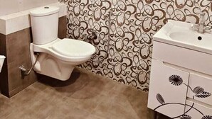 Standard Room, Balcony, Valley View | Bathroom | Shower, rainfall showerhead, free toiletries, towels - The Royal Terrace (Kasauli)
