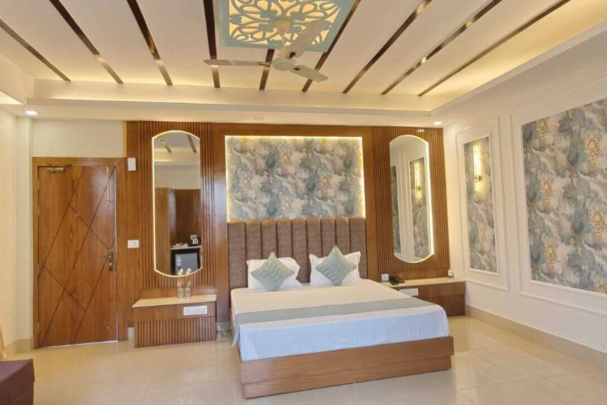 Habitación Premium, balcón, vista a la montaña | Sábanas de algodón egipcio y ropa de cama de alta calidad