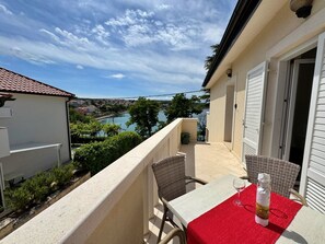 Outdoor dining - Apartment Scheich by Interhome (Krk/Šilo)