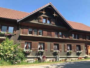 Esterni