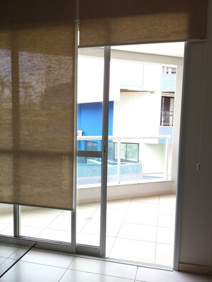 Interior - Apartment with direct access to the sea on Ingleses beach. (florianopolis)