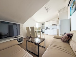 TV - Meri 5 Villa by Interhome (Losinj / Mali Losinj)