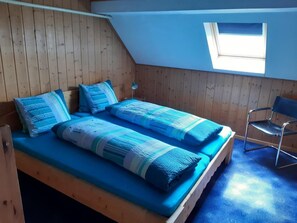 3 bedrooms, Internet