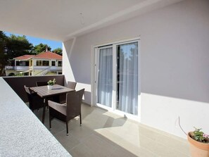 Outdoor dining - Wohnungen Lavender by Interhome (Zadar/Bibinje)
