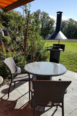 Outdoor dining - Moderne Ferienwohnung by Interhome (Feldbach)