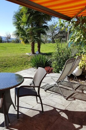 Outdoor dining - Moderne Ferienwohnung by Interhome (Feldbach)