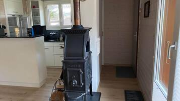 Refrigerador y utensilios de cocina