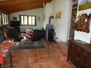 Interior - in Stäfa by Interhome (Mutzmalen)