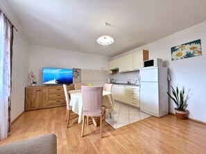 Dining - Apartment Car by Interhome (Krk/Šilo)