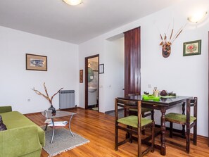 TV - ferienhaus "apartman cesarek A1" by Interhome (Krk/Punat)