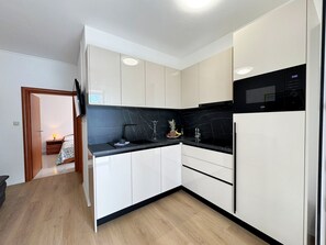 Fridge, cookware/dishes/utensils - Apartment Scheich by Interhome (Krk/Šilo)