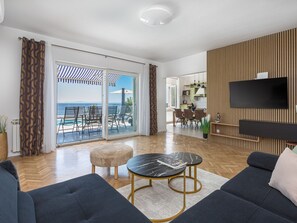 TV - Ferienvilla 'Villa Zarello by Interhome (Dragovode)