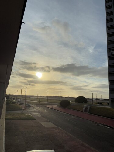 Playa brava Beach 1/1 condo in Punta Del Este & Playa mansa 3 blocks